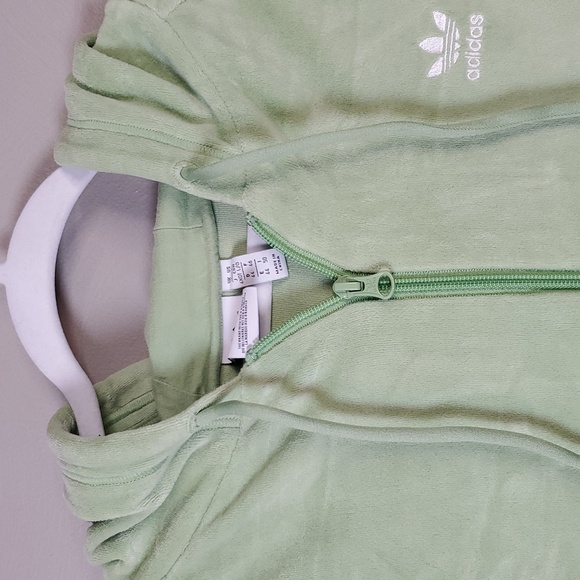 Adidas Womens Lime Green Cropped, Zip Up Hooded Velour Jacket. Large - Picture 2 of 8